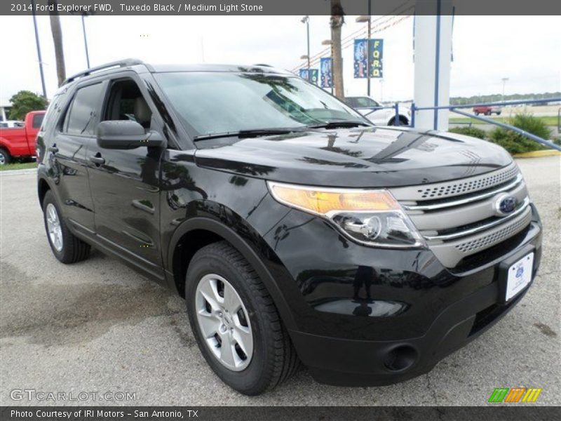 Tuxedo Black / Medium Light Stone 2014 Ford Explorer FWD