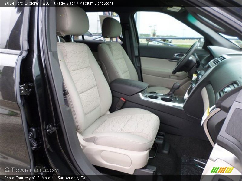 Tuxedo Black / Medium Light Stone 2014 Ford Explorer FWD