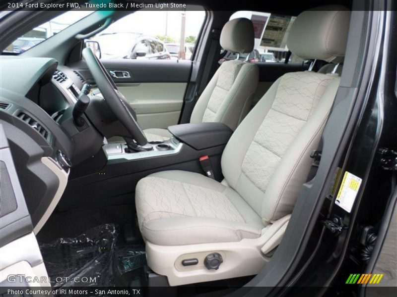Tuxedo Black / Medium Light Stone 2014 Ford Explorer FWD