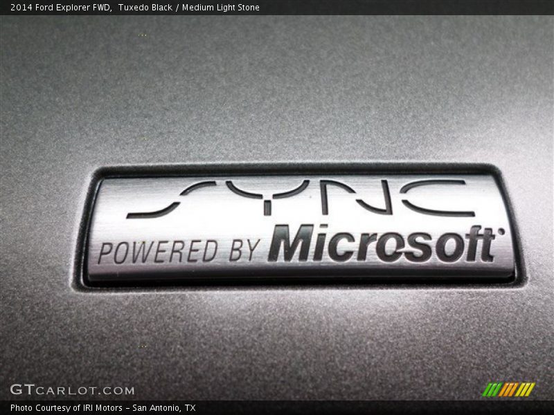 Tuxedo Black / Medium Light Stone 2014 Ford Explorer FWD