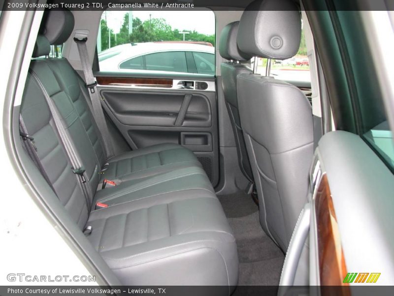 Campanella White / Anthracite 2009 Volkswagen Touareg 2 TDI