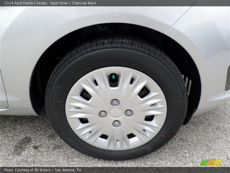 Ingot Silver / Charcoal Black 2014 Ford Fiesta S Sedan