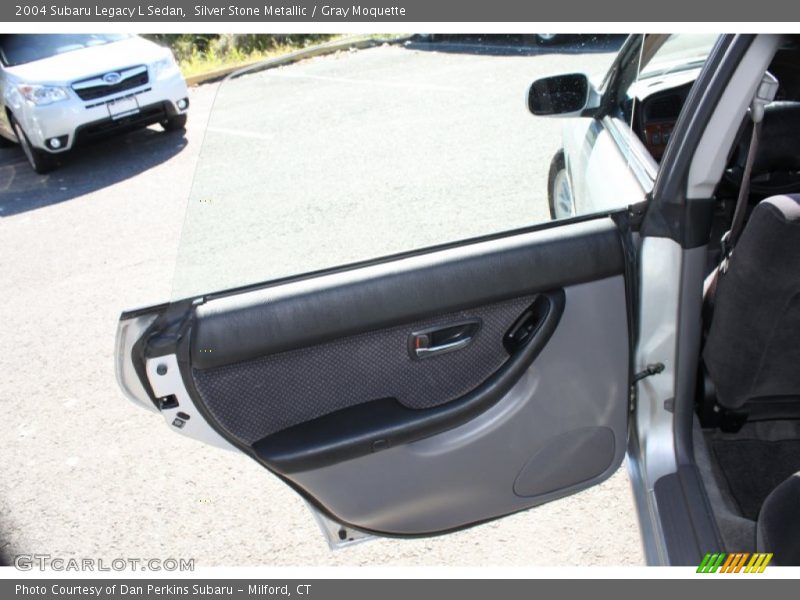 Silver Stone Metallic / Gray Moquette 2004 Subaru Legacy L Sedan