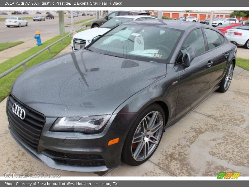 Front 3/4 View of 2014 A7 3.0T quattro Prestige