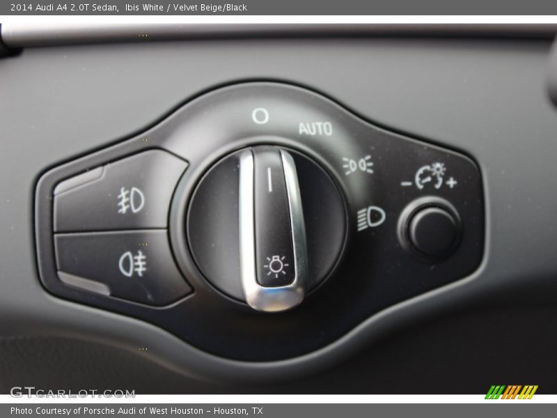 Ibis White / Velvet Beige/Black 2014 Audi A4 2.0T Sedan