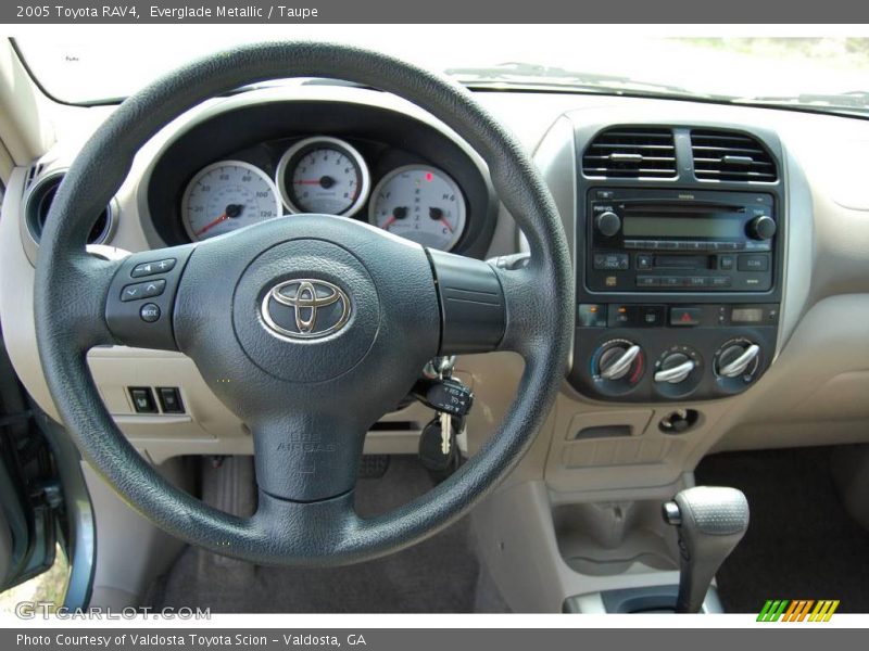 Everglade Metallic / Taupe 2005 Toyota RAV4