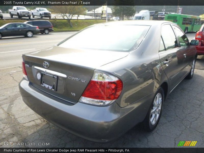 Phantom Gray Pearl / Taupe 2005 Toyota Camry XLE V6