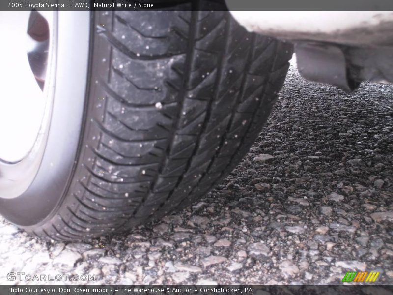 Natural White / Stone 2005 Toyota Sienna LE AWD