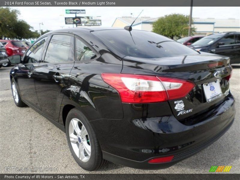 Tuxedo Black / Medium Light Stone 2014 Ford Focus SE Sedan