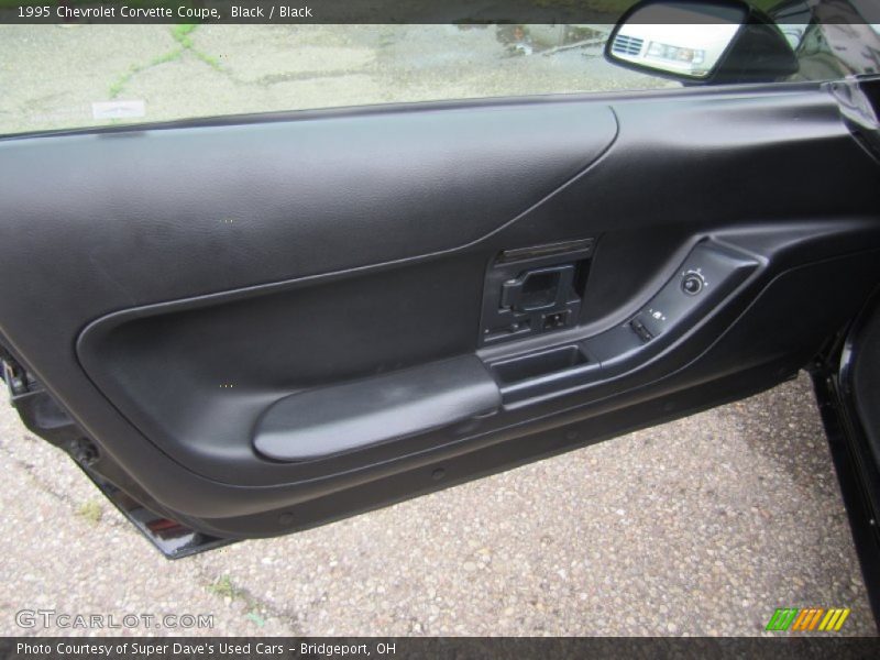 Black / Black 1995 Chevrolet Corvette Coupe