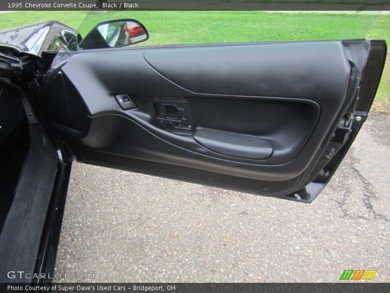 Black / Black 1995 Chevrolet Corvette Coupe