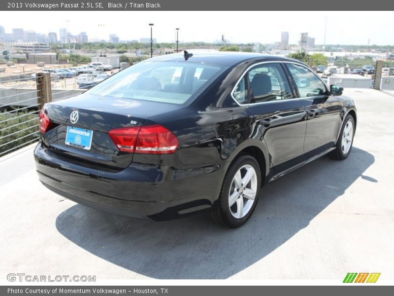 Black / Titan Black 2013 Volkswagen Passat 2.5L SE