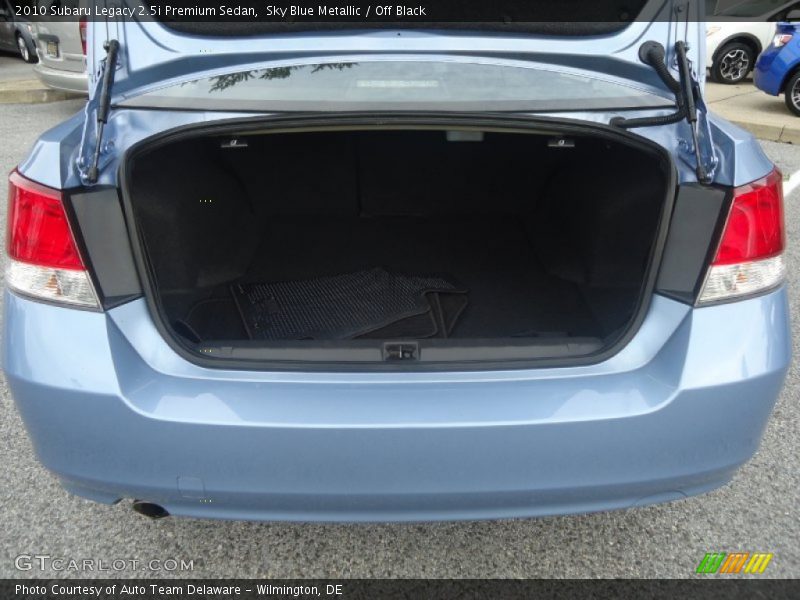 Sky Blue Metallic / Off Black 2010 Subaru Legacy 2.5i Premium Sedan