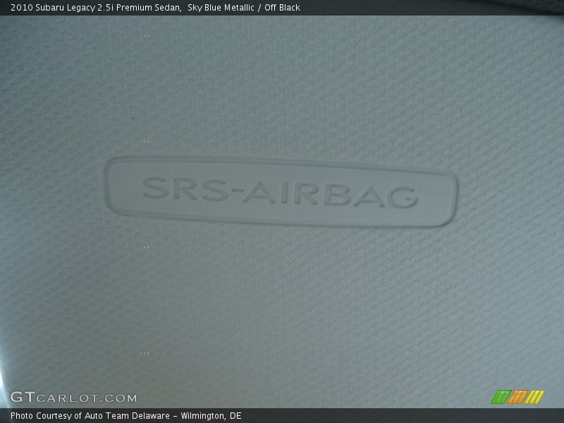 Sky Blue Metallic / Off Black 2010 Subaru Legacy 2.5i Premium Sedan