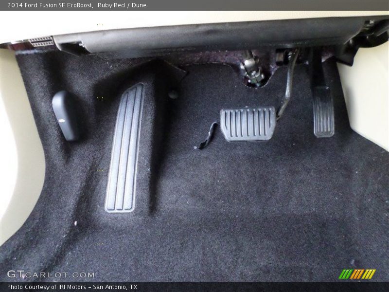 Ruby Red / Dune 2014 Ford Fusion SE EcoBoost