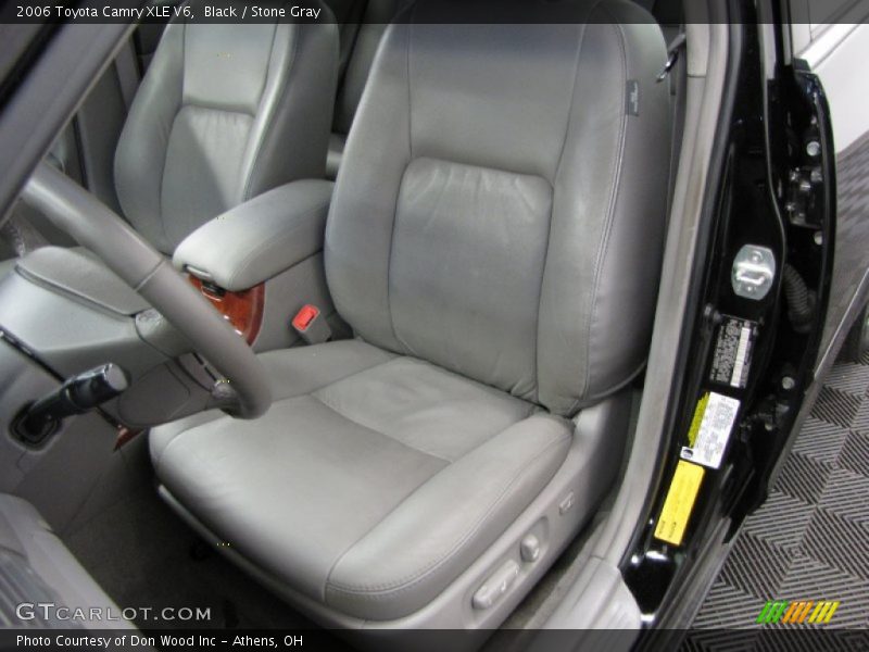 Black / Stone Gray 2006 Toyota Camry XLE V6