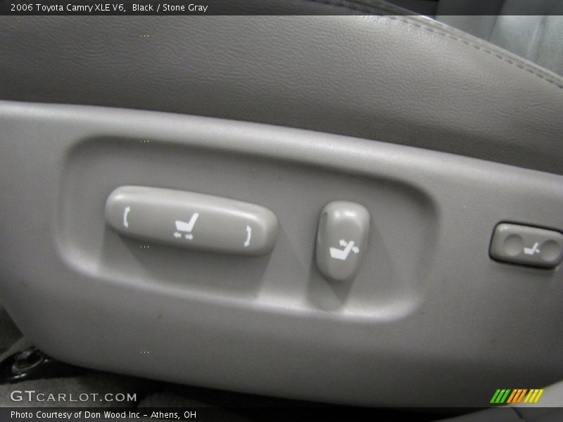 Black / Stone Gray 2006 Toyota Camry XLE V6