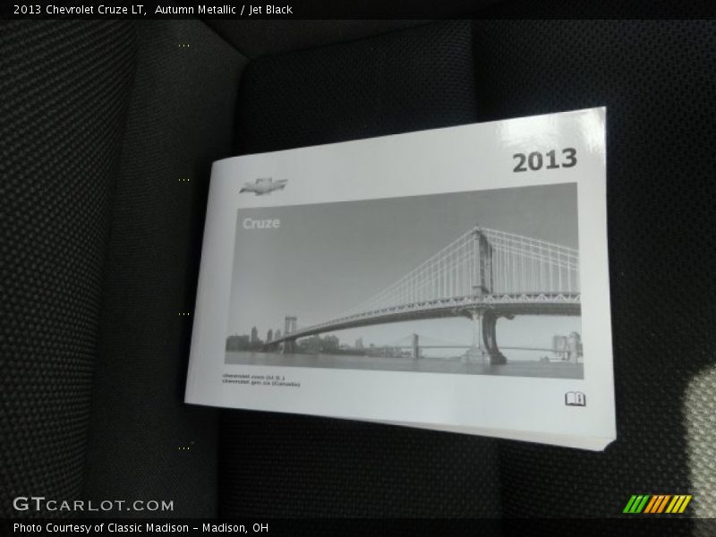 Autumn Metallic / Jet Black 2013 Chevrolet Cruze LT
