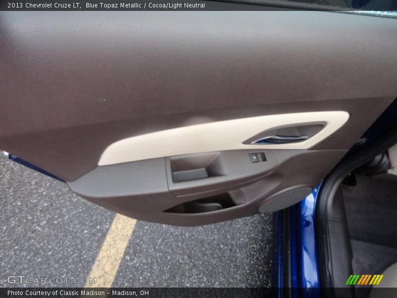 Blue Topaz Metallic / Cocoa/Light Neutral 2013 Chevrolet Cruze LT
