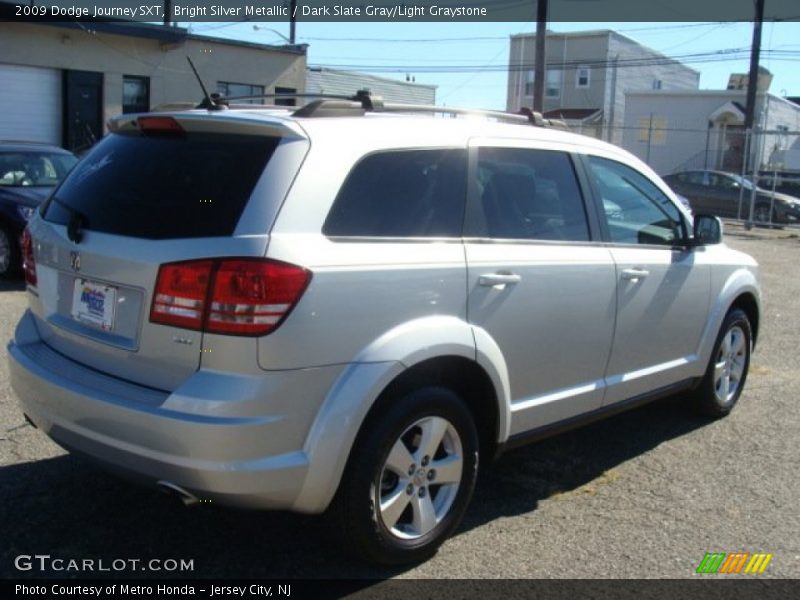 Bright Silver Metallic / Dark Slate Gray/Light Graystone 2009 Dodge Journey SXT