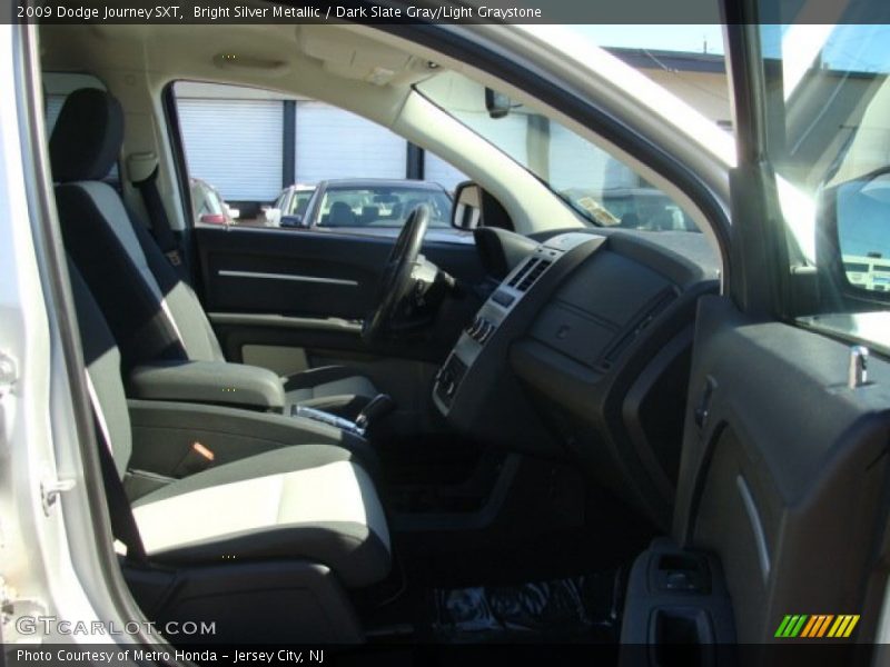 Bright Silver Metallic / Dark Slate Gray/Light Graystone 2009 Dodge Journey SXT