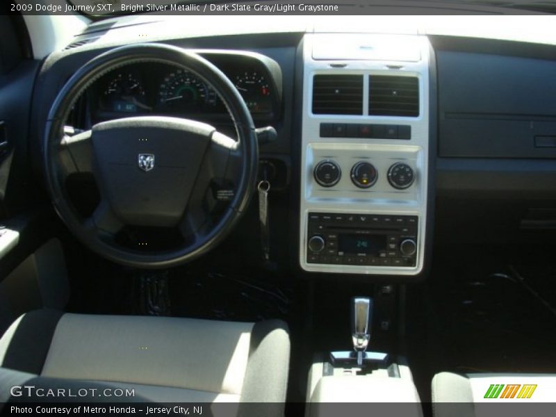 Bright Silver Metallic / Dark Slate Gray/Light Graystone 2009 Dodge Journey SXT