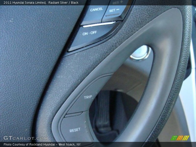 Radiant Silver / Black 2011 Hyundai Sonata Limited