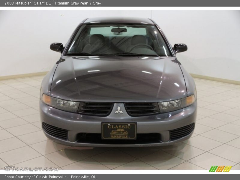 Titanium Gray Pearl / Gray 2003 Mitsubishi Galant DE