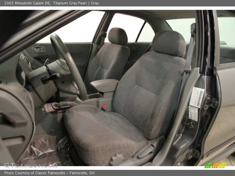  2003 Galant DE Gray Interior