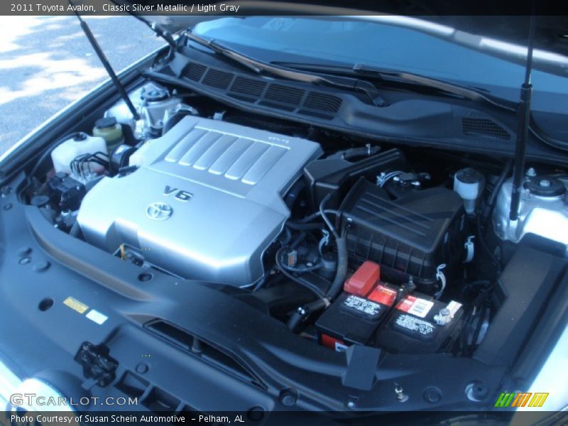 Classic Silver Metallic / Light Gray 2011 Toyota Avalon