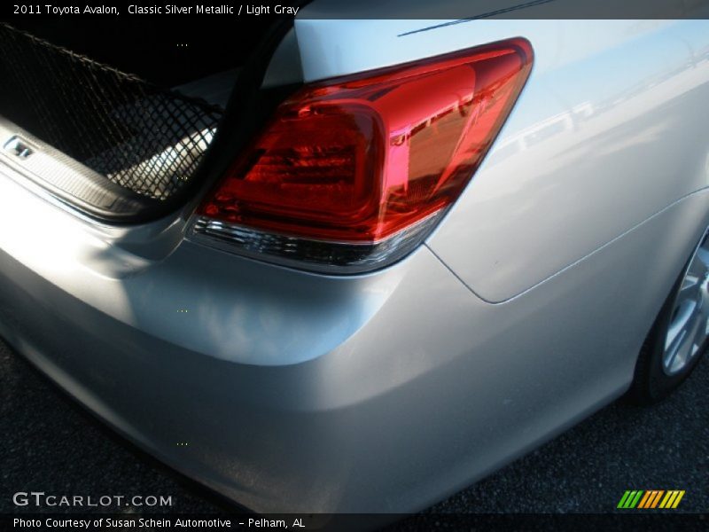 Classic Silver Metallic / Light Gray 2011 Toyota Avalon