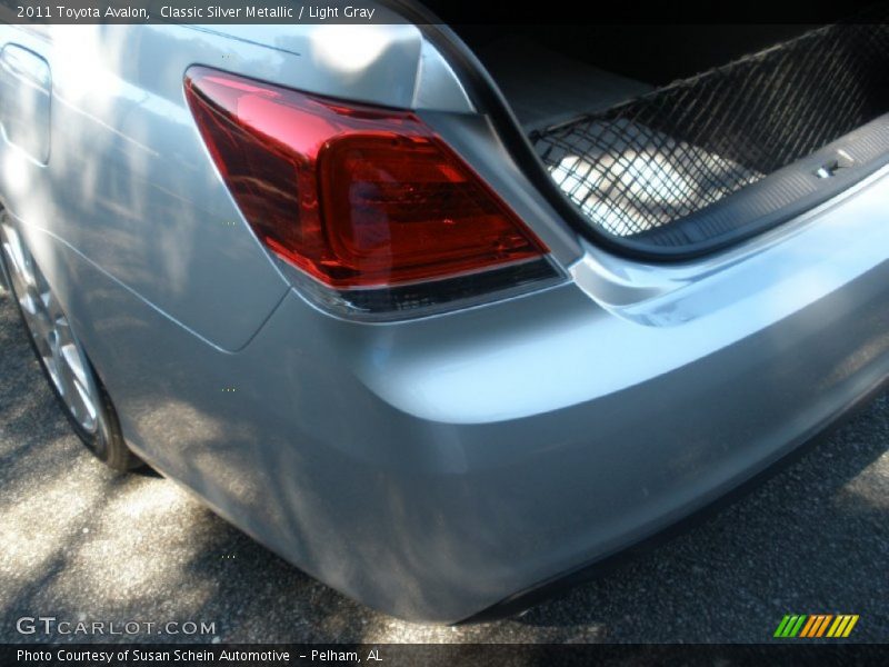 Classic Silver Metallic / Light Gray 2011 Toyota Avalon