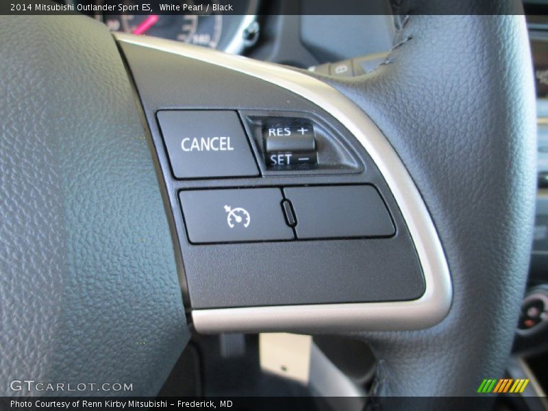 White Pearl / Black 2014 Mitsubishi Outlander Sport ES