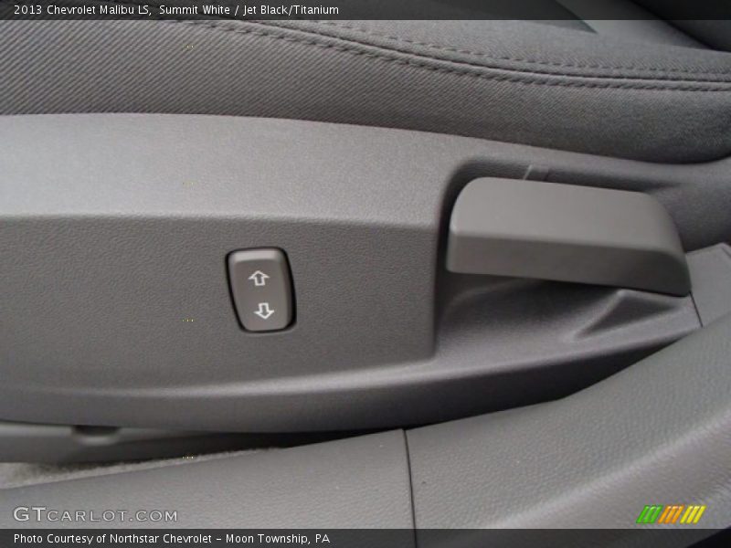 Summit White / Jet Black/Titanium 2013 Chevrolet Malibu LS