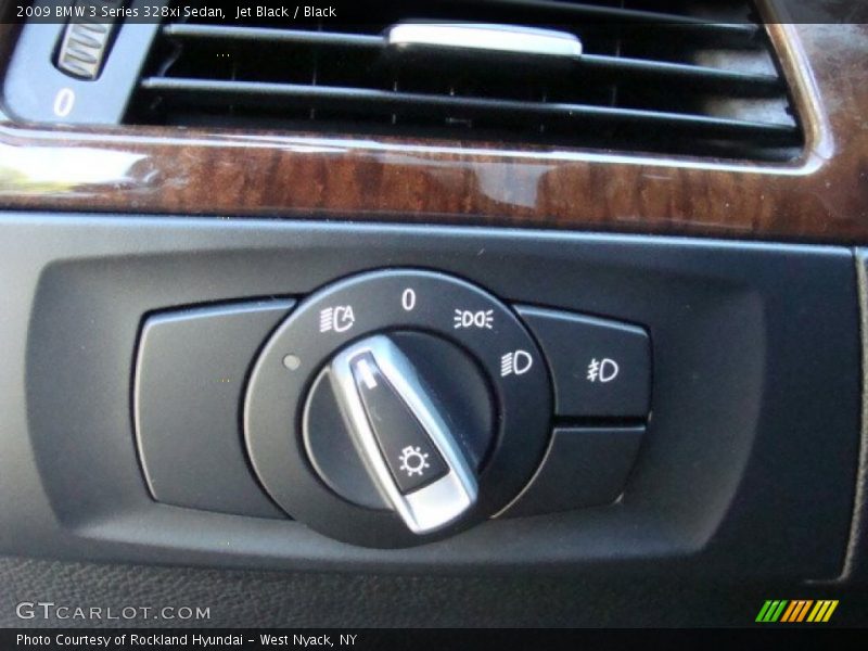 Jet Black / Black 2009 BMW 3 Series 328xi Sedan