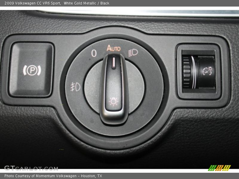 White Gold Metallic / Black 2009 Volkswagen CC VR6 Sport