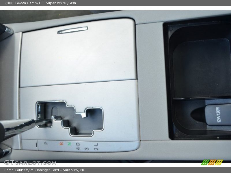 Super White / Ash 2008 Toyota Camry LE