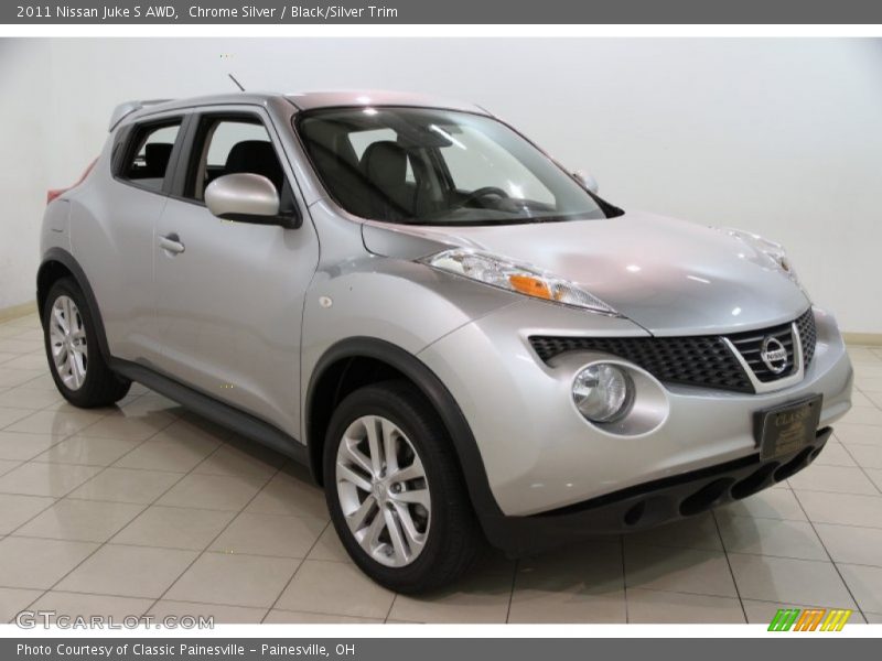 Chrome Silver / Black/Silver Trim 2011 Nissan Juke S AWD