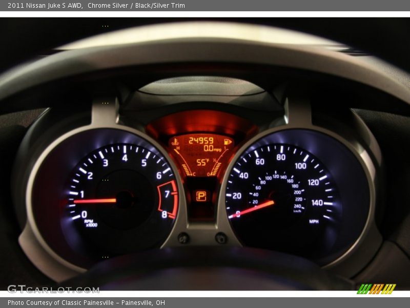 Chrome Silver / Black/Silver Trim 2011 Nissan Juke S AWD