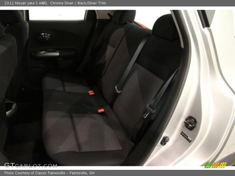 Chrome Silver / Black/Silver Trim 2011 Nissan Juke S AWD
