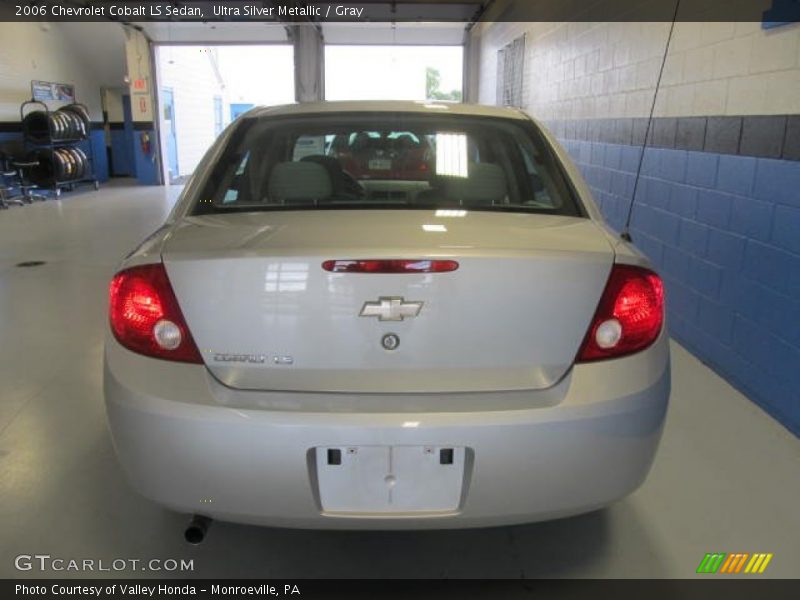 Ultra Silver Metallic / Gray 2006 Chevrolet Cobalt LS Sedan