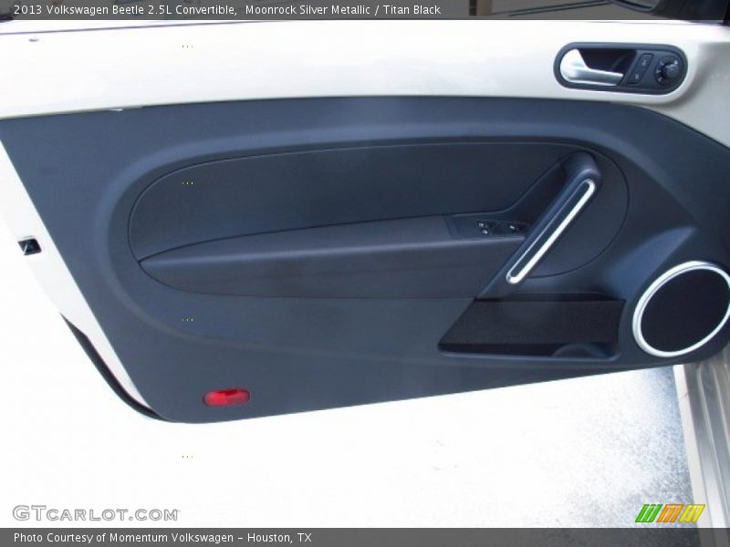 Moonrock Silver Metallic / Titan Black 2013 Volkswagen Beetle 2.5L Convertible