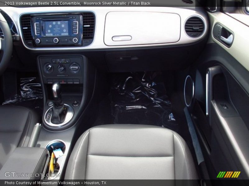 Moonrock Silver Metallic / Titan Black 2013 Volkswagen Beetle 2.5L Convertible