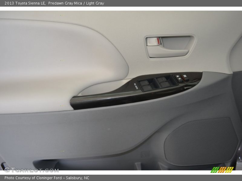 Predawn Gray Mica / Light Gray 2013 Toyota Sienna LE