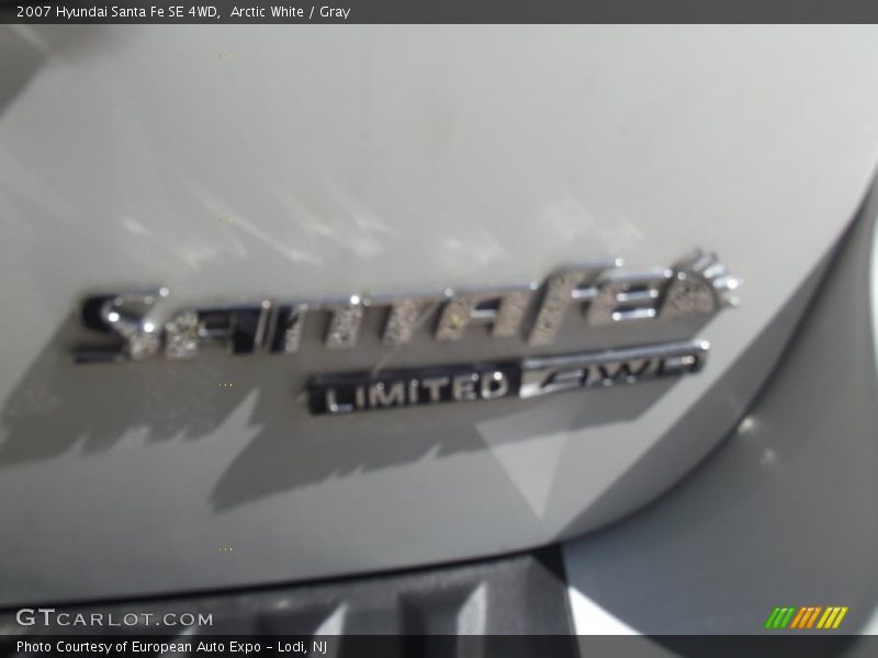 Arctic White / Gray 2007 Hyundai Santa Fe SE 4WD
