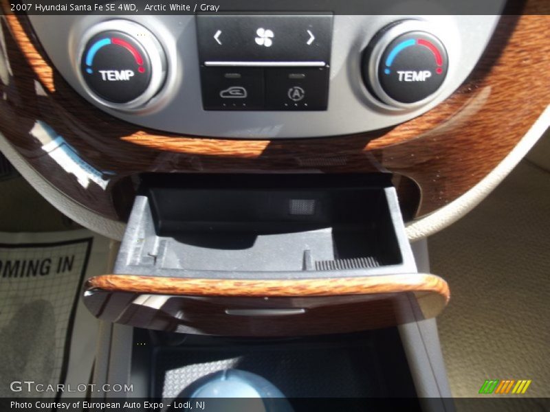 Arctic White / Gray 2007 Hyundai Santa Fe SE 4WD