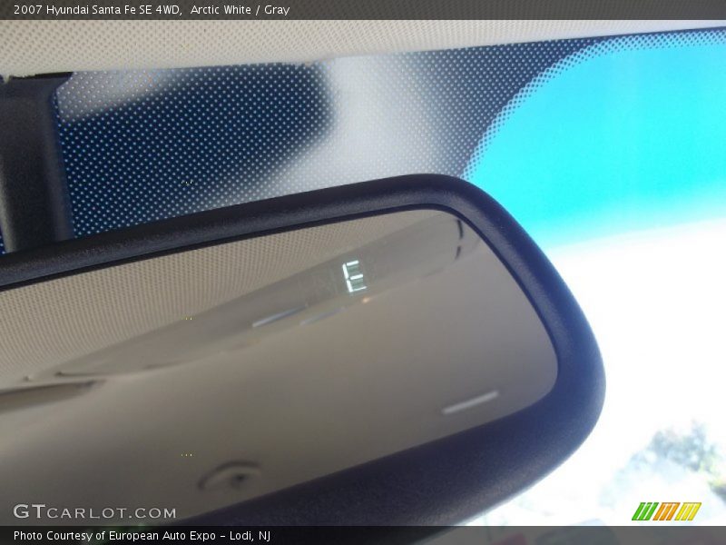 Arctic White / Gray 2007 Hyundai Santa Fe SE 4WD