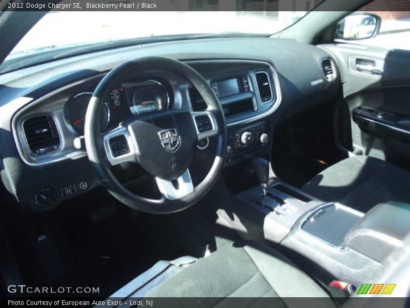 Blackberry Pearl / Black 2012 Dodge Charger SE