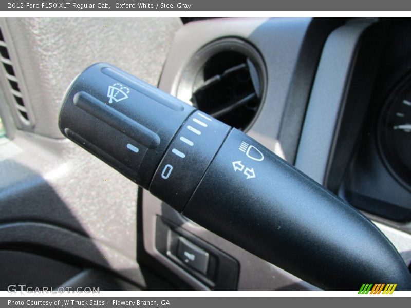 Oxford White / Steel Gray 2012 Ford F150 XLT Regular Cab