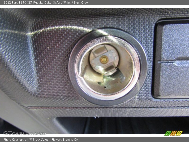 Oxford White / Steel Gray 2012 Ford F150 XLT Regular Cab